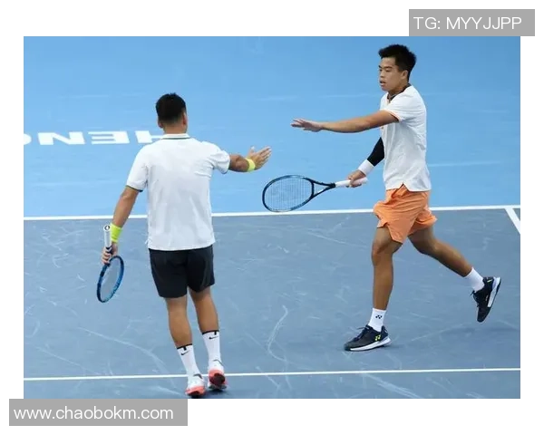 重庆网球队在锦标赛中的默契配合与战术分析探讨